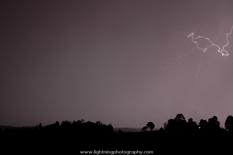 Lightning Image 2005102744