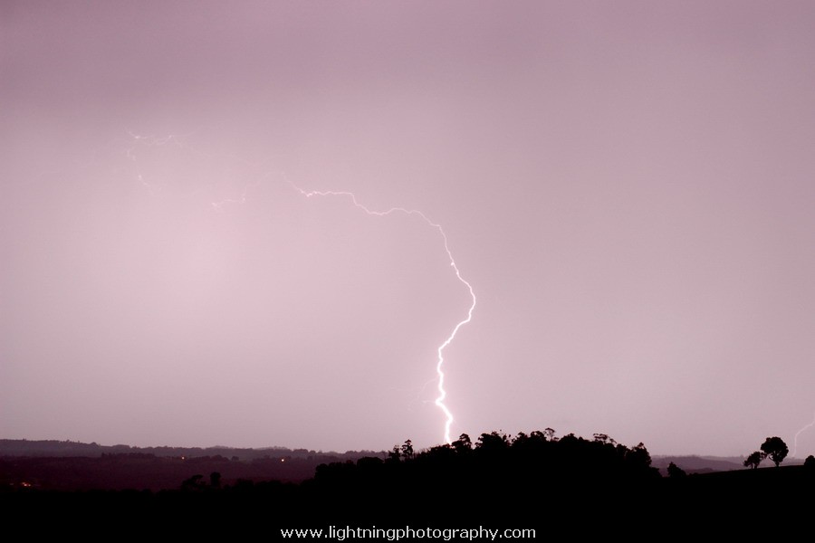 Lightning Image 2005102748