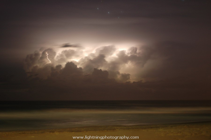 Lightning Image 2005112760