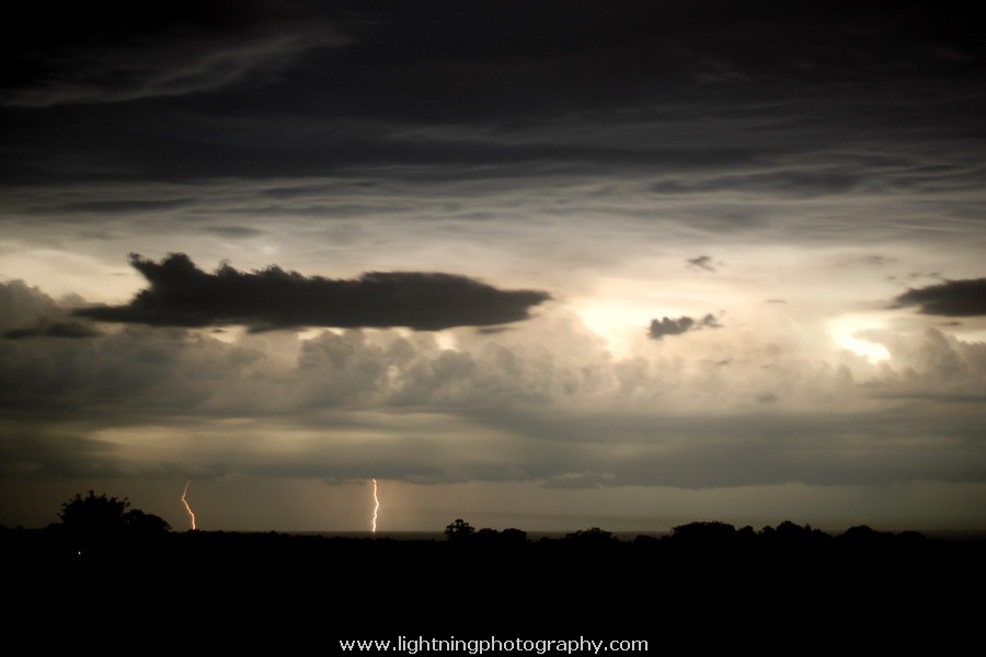 Lightning Image 2005120719