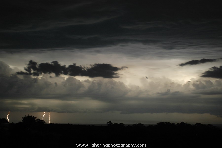 Lightning Image 2005120722