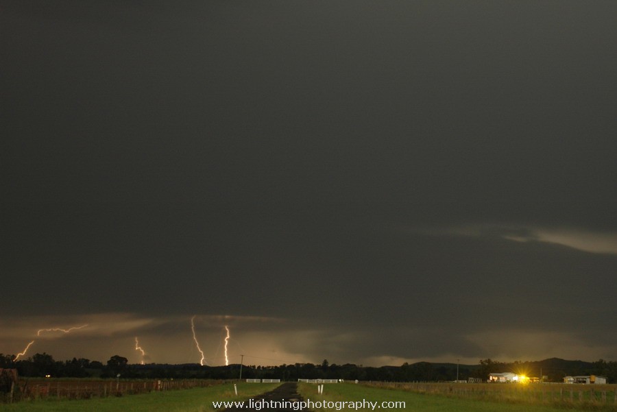 Lightning Image 2005121351