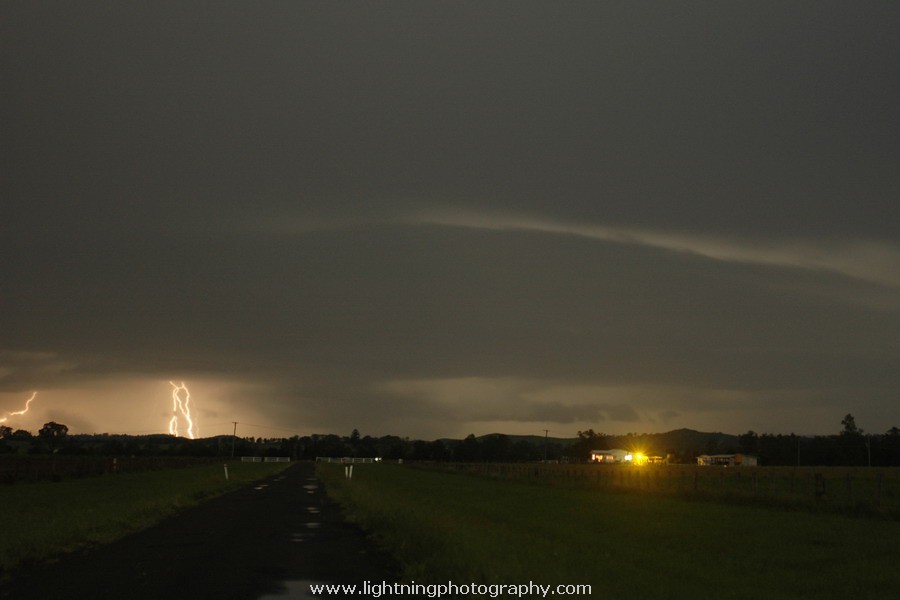 Lightning Image 2005121354
