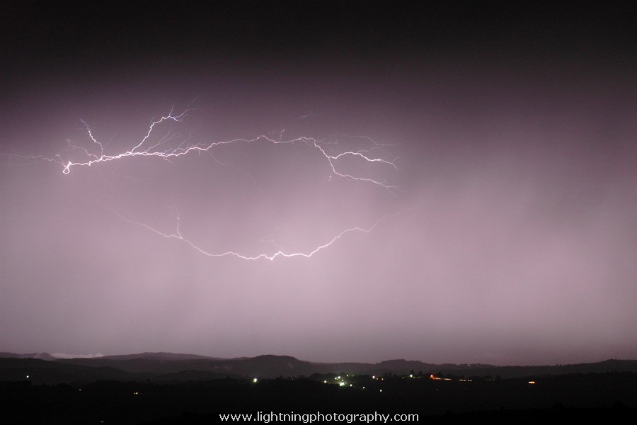 Lightning Image 2005122859