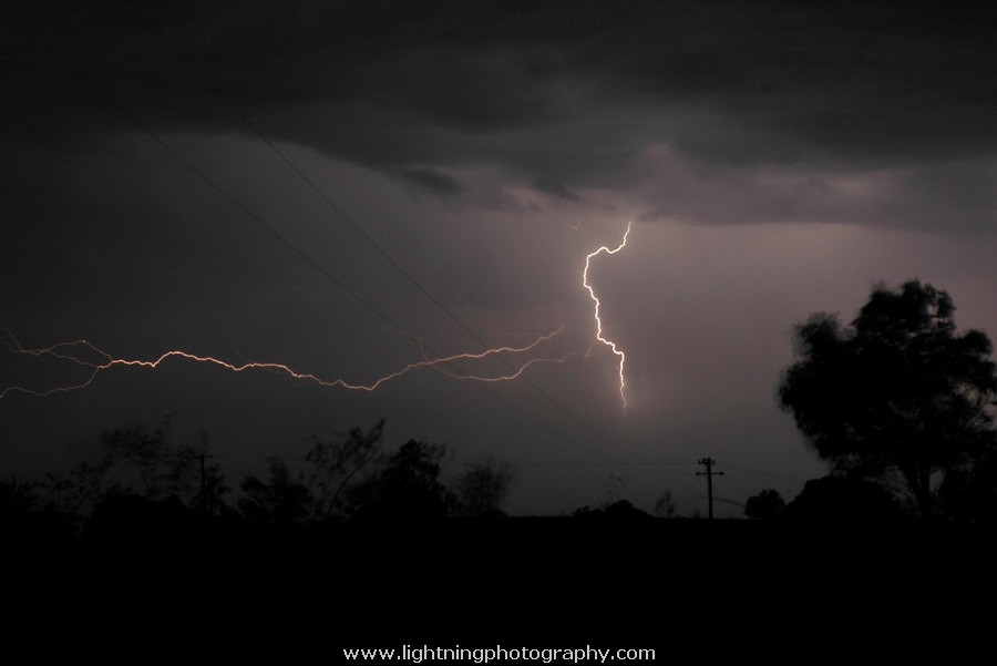 Lightning Image 2006010334