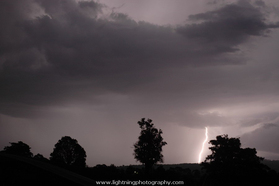 Lightning Image 2006010374