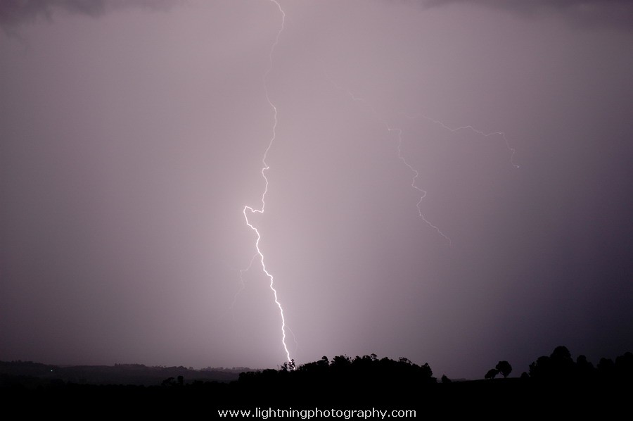 Lightning Image 2006010379