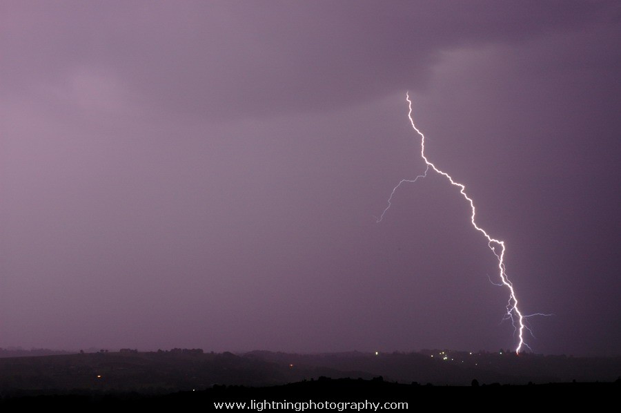 Lightning Image 2006010381