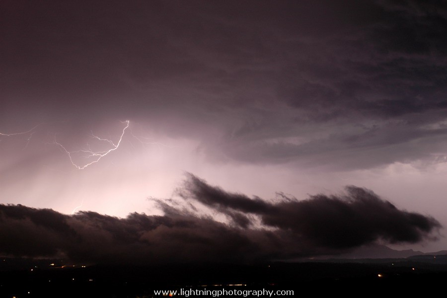 Lightning Image 2006010618