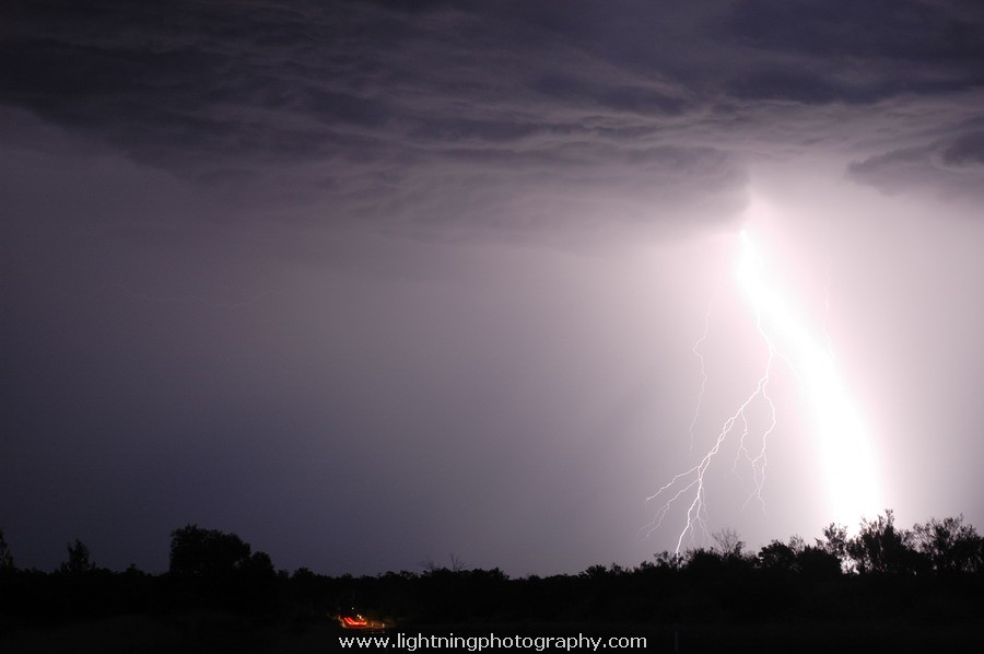 Lightning Image 2006020470