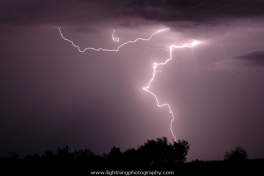 Lightning Image 2006020474