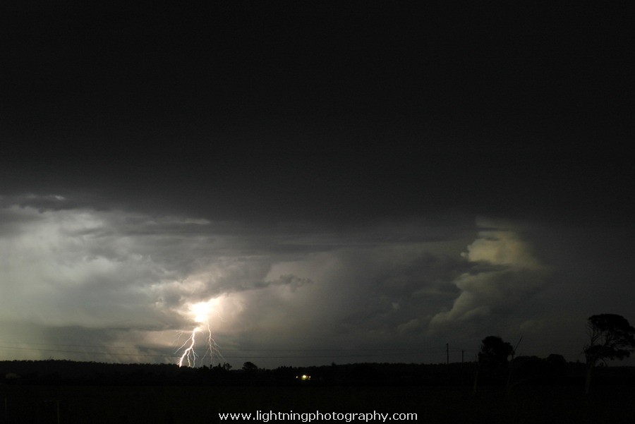 Lightning Image 2006021329