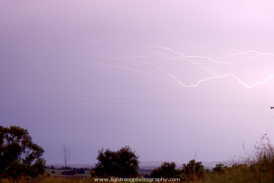 Lightning Image 2006021356