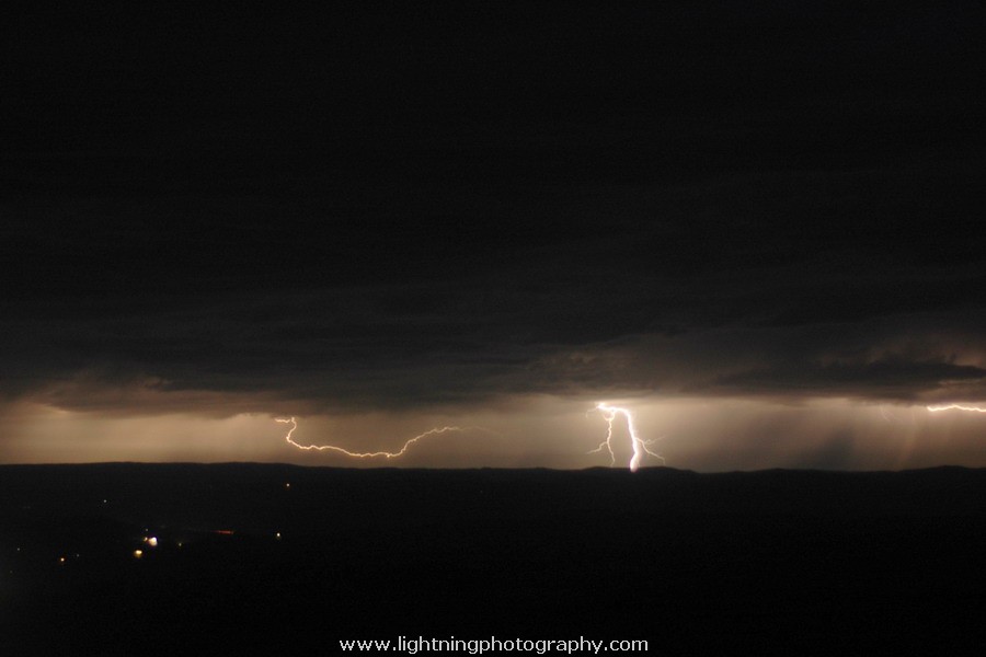 Lightning Image 2006101920