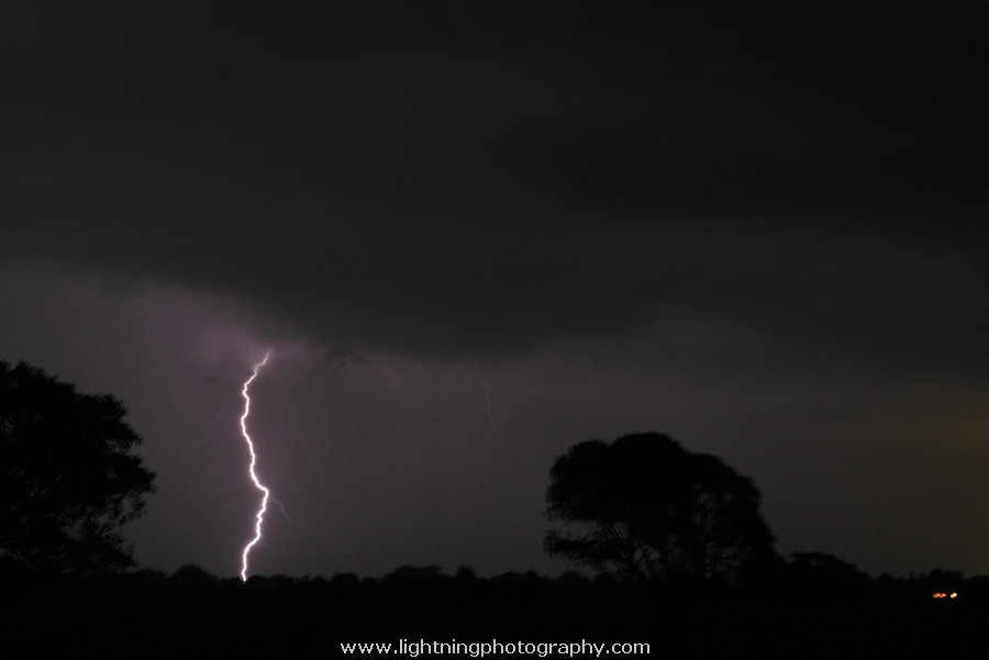 Lightning Image 2006110726