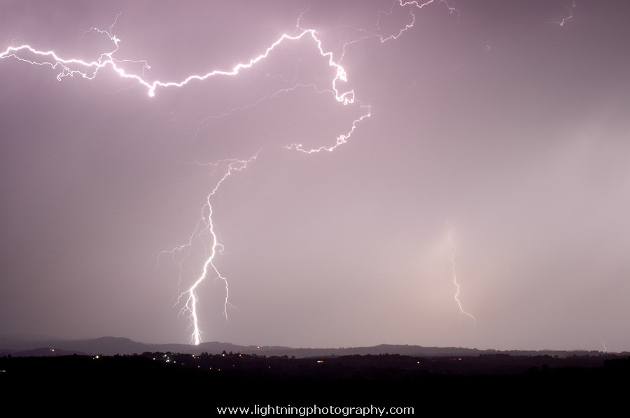 Lightning Image 2006111332