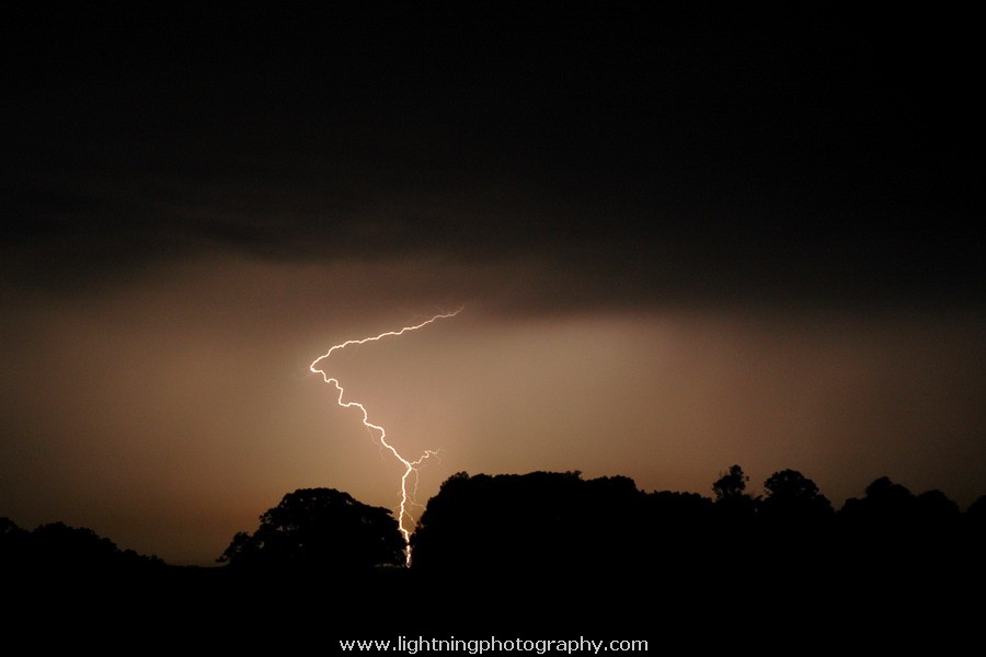 Lightning Image 2006111352