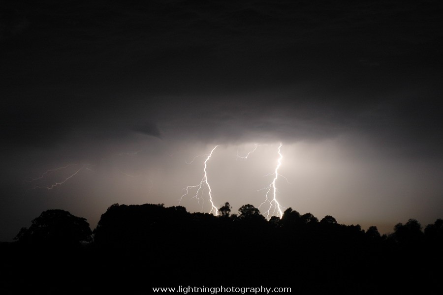 Lightning Image 2006111361