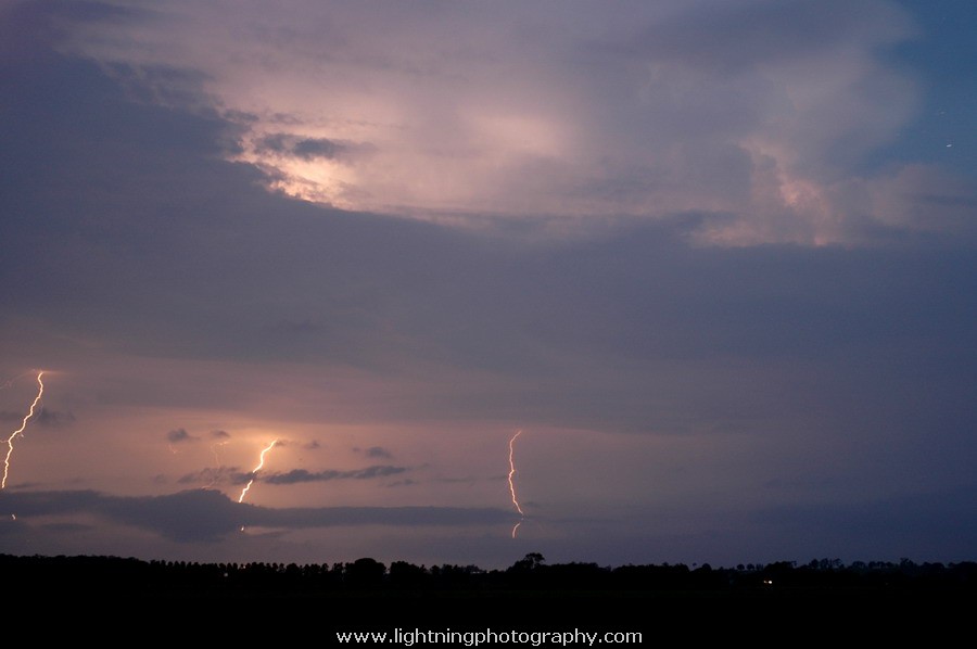 Lightning Image 2006112637