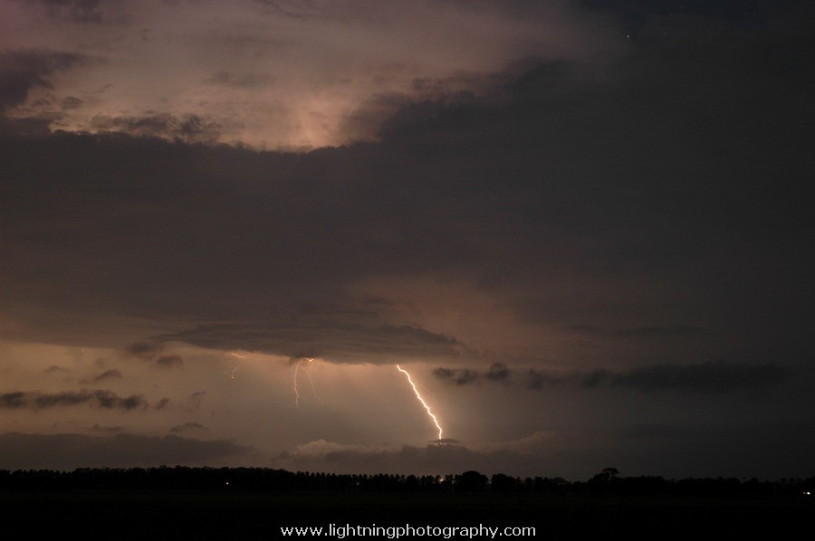 Lightning Image 2006112650