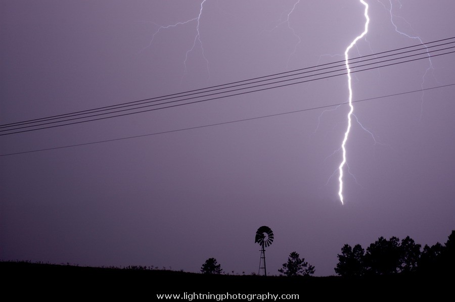 Lightning Image 2006112706