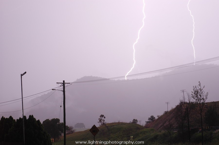 Lightning Image 2006112709