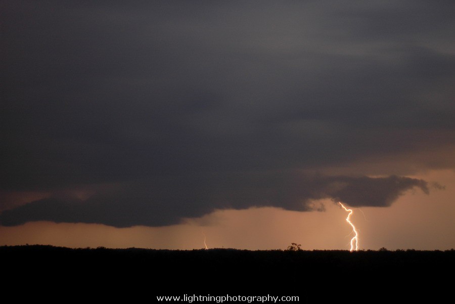 Lightning Image 20061128006