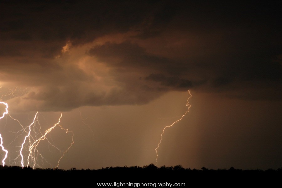 Lightning Image 20061128040