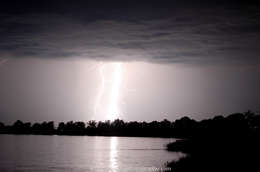 Lightning Image 20061128064