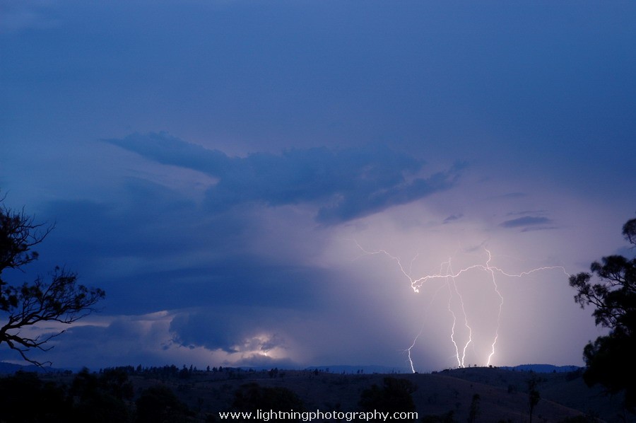 Lightning Image 2007011257