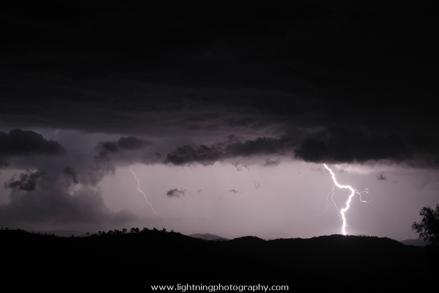 Lightning Image 2007011275