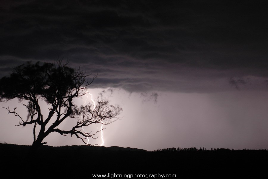 Lightning Image 2007011278