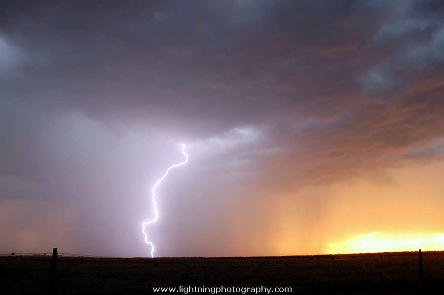 Lightning Image 2007011429