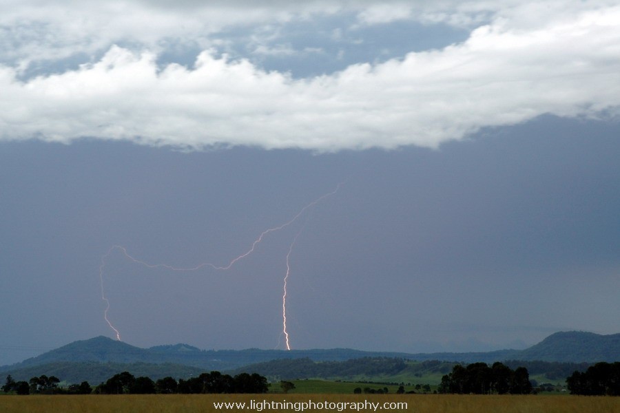 Lightning Image 2007013128