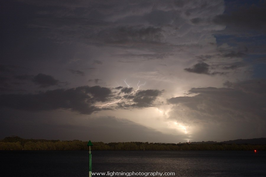 Lightning Image 2007022815