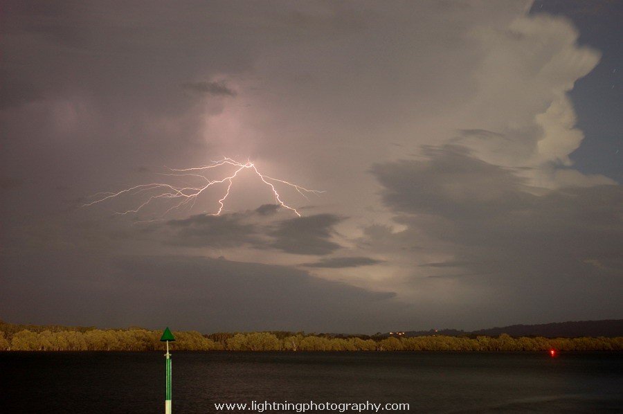 Lightning Image 2007022821