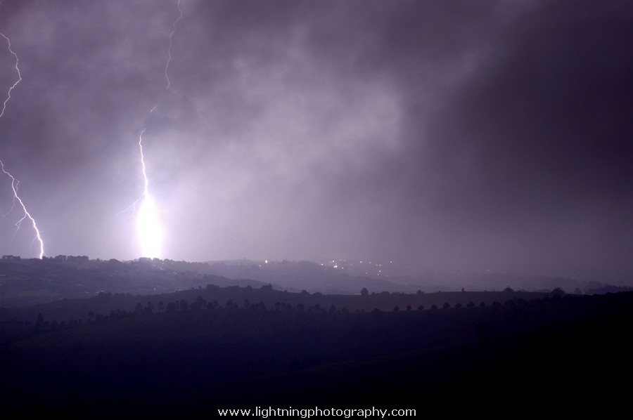 Lightning Image 2007101204