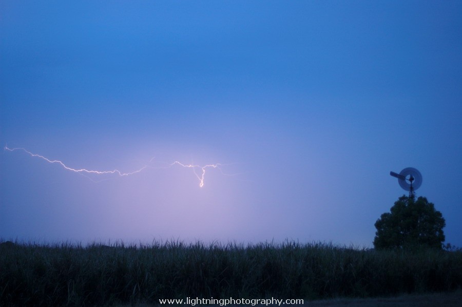 Lightning Image 2007110307