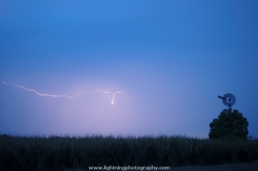 Lightning Image 2007110307