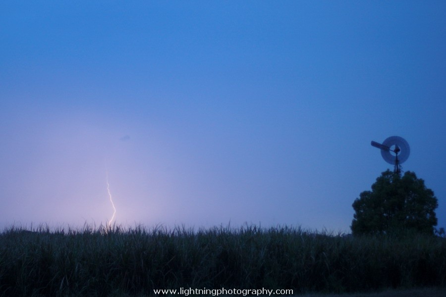 Lightning Image 2007110308