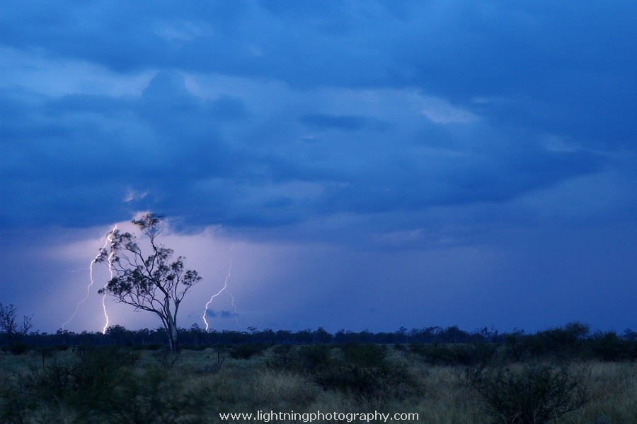 Lightning Image 2007120943