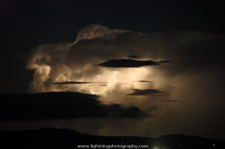 Lightning Image 2008042410