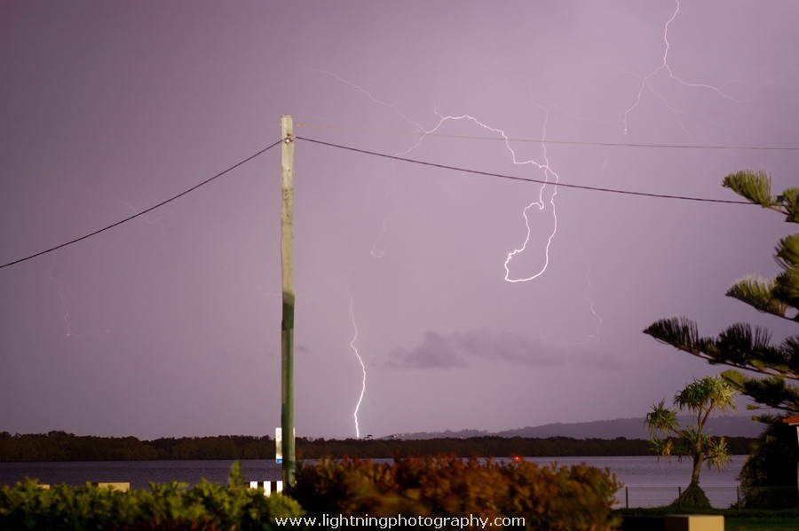 Lightning Image 2008091254