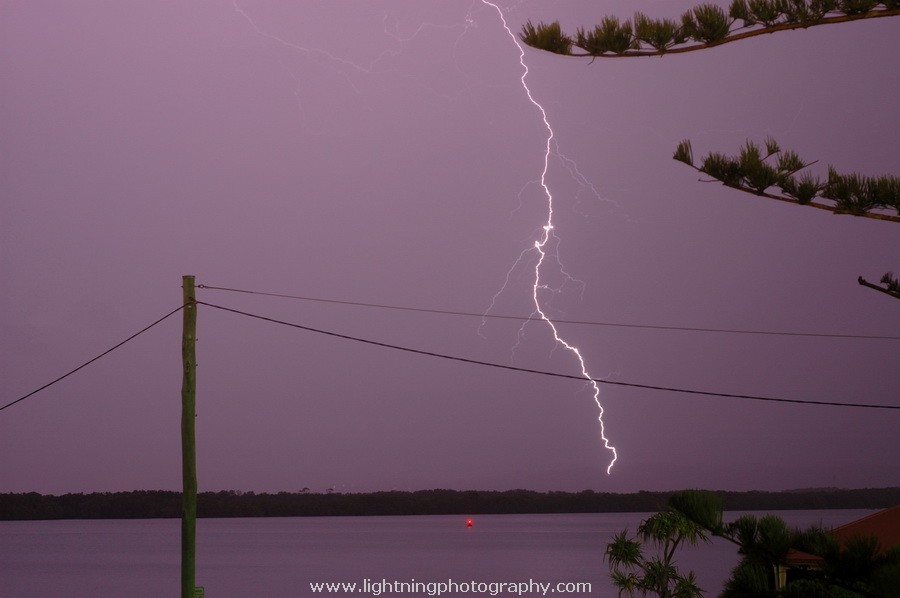 Lightning Image 2008091256