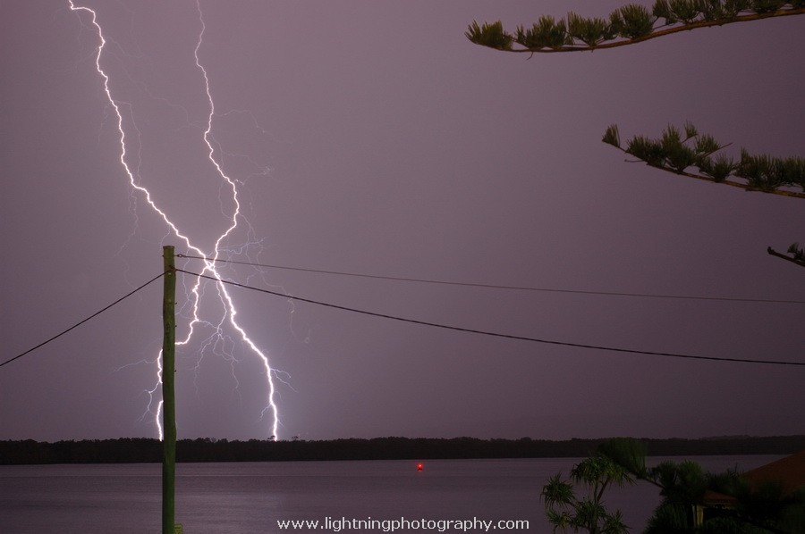 Lightning Image 2008091257