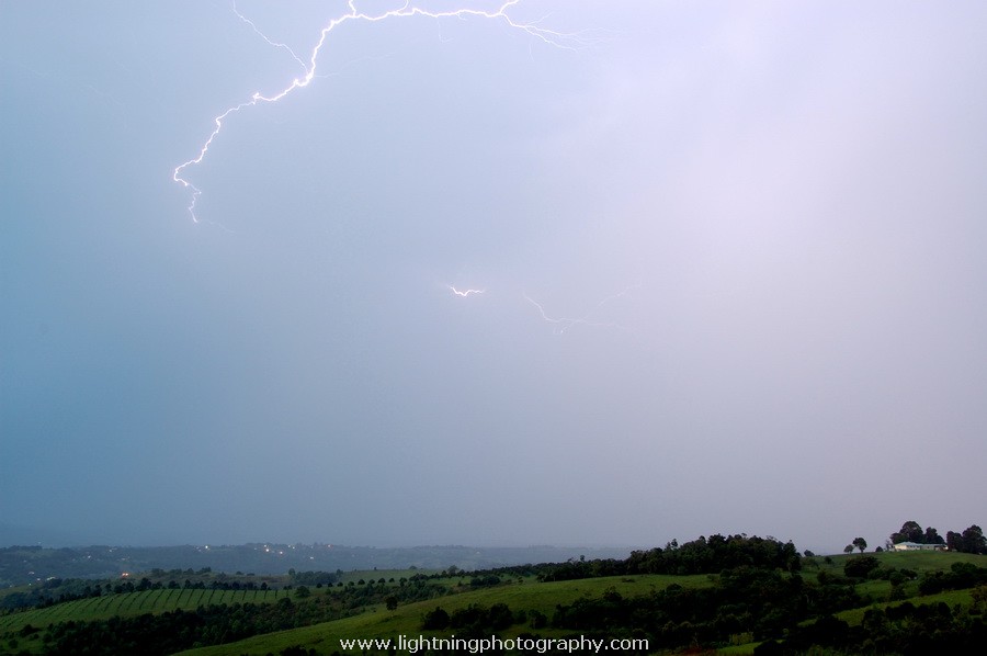 Lightning Image 2008112040