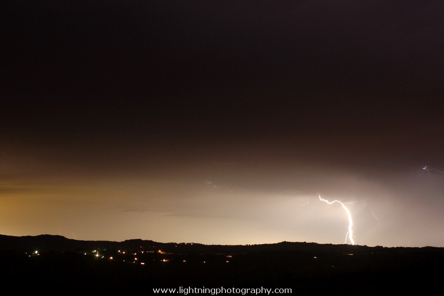 Lightning Image 2008112045