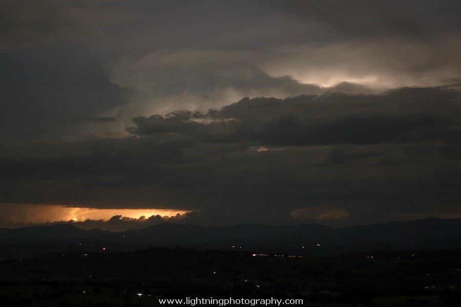 Lightning Image 2008120615