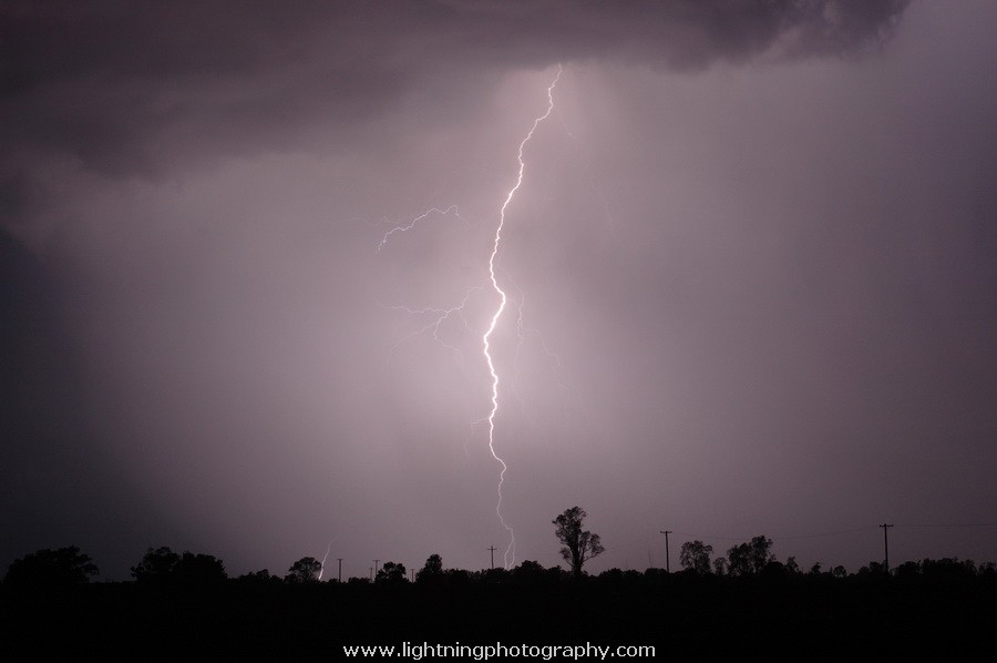 Lightning Image 2009011673