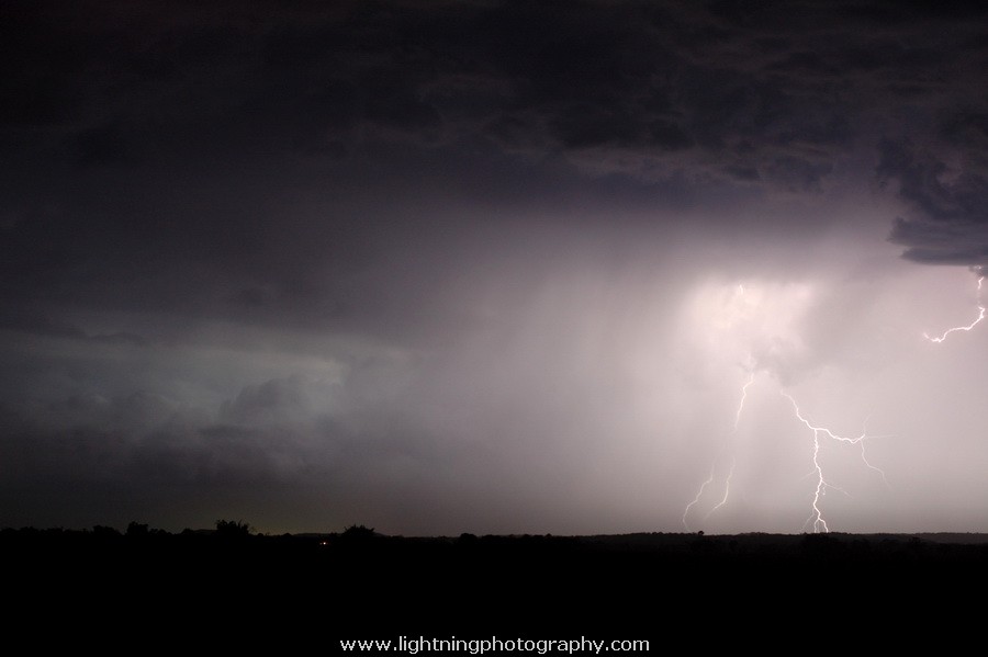 Lightning Image 2009011679